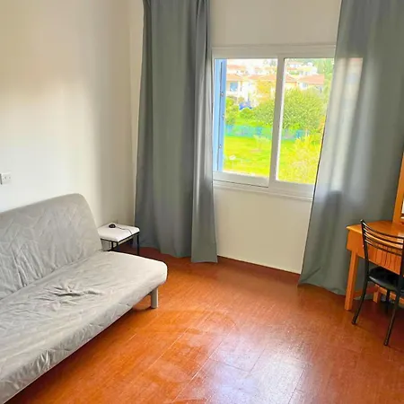 Apartment Paradise Gardens Cozy Oasis With Ac, Wifi, And Pool Paphos