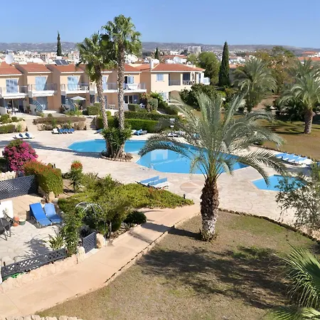 Paradise Gardens Cozy Oasis With Ac, Wifi, And Pool Apartment *